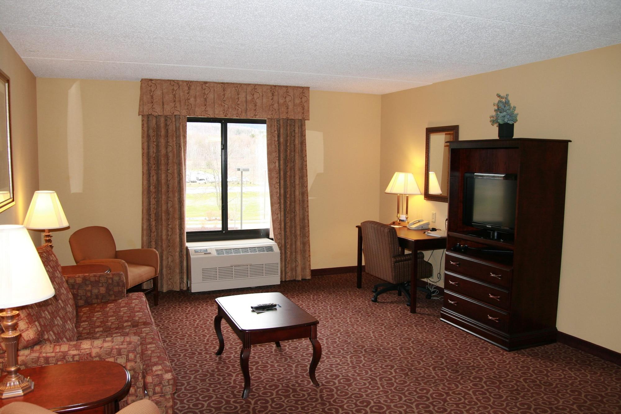 Hampton Inn Bennington Exterior photo