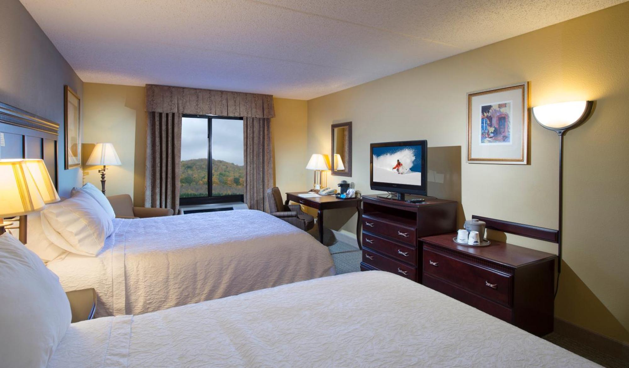 Hampton Inn Bennington Exterior photo